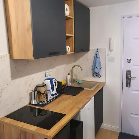 Apartment Blue Apple