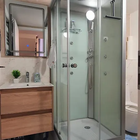 Blue Apple Apartment