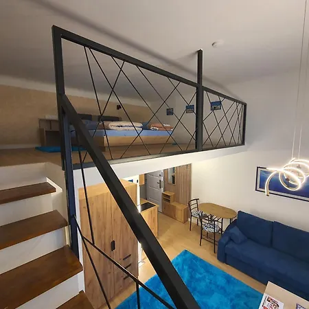 Blue Apple ブダペスト